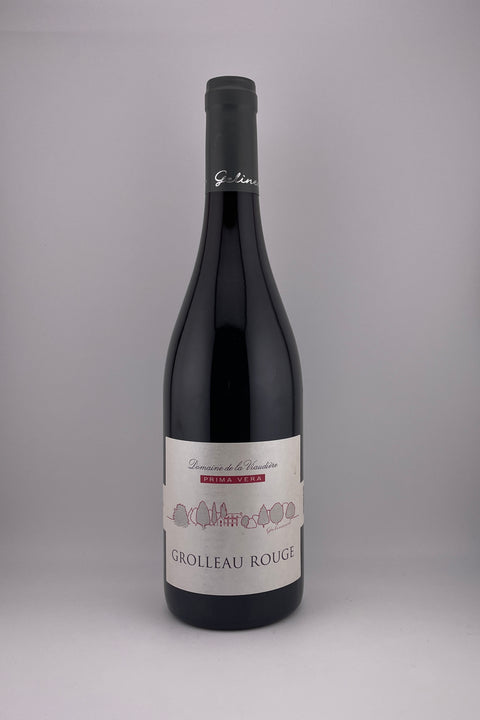 A bottle of Grolleau, Château Viaudière, IGP Val de Loire, 2021 red wine