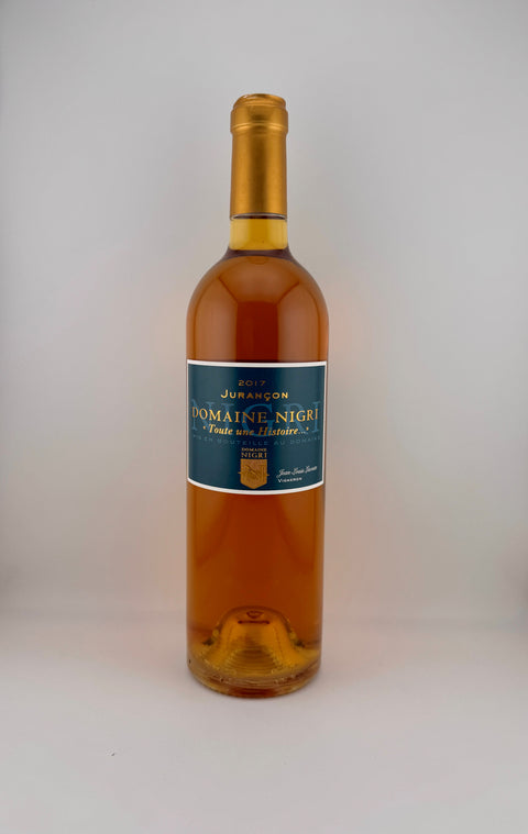 A bottle of Toute une Histoire, Domain Nigri, AOC Jurancon, 2017, Dessert Wine