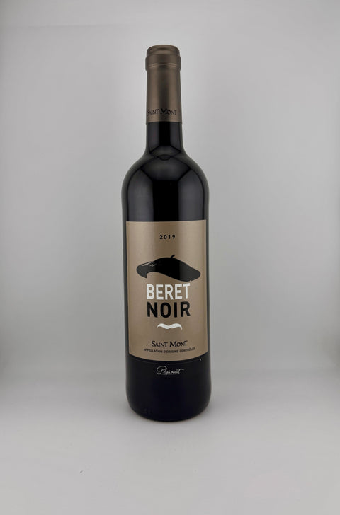 a bottle of Beret Noir, Cave Plaimont, AOC St Mont, 2019, red wine