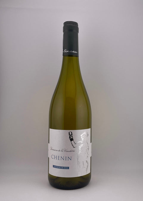 A bottle of Chenin, Château Viaudière , IGP Val de Loire, 2022, white wine